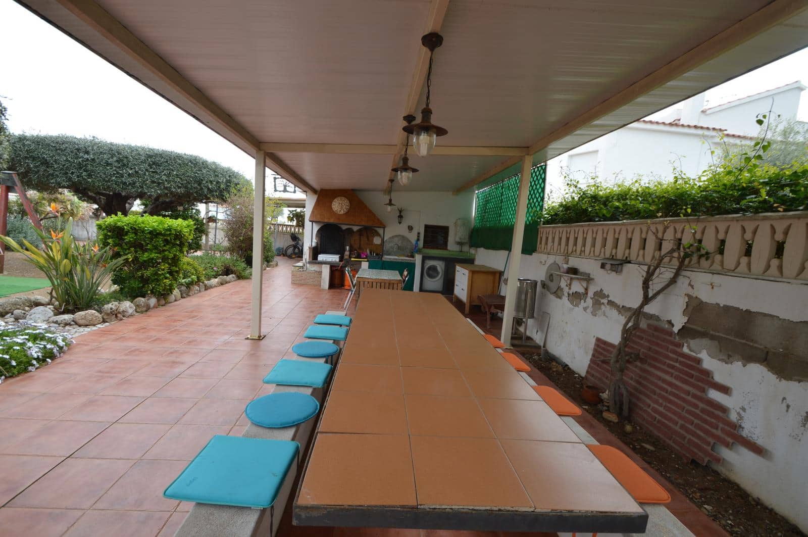 5 makuuhuone Huvila myytävänä paikassa Vinaros mukana 
autotalli - 275 000 € (Ref: 9757605)