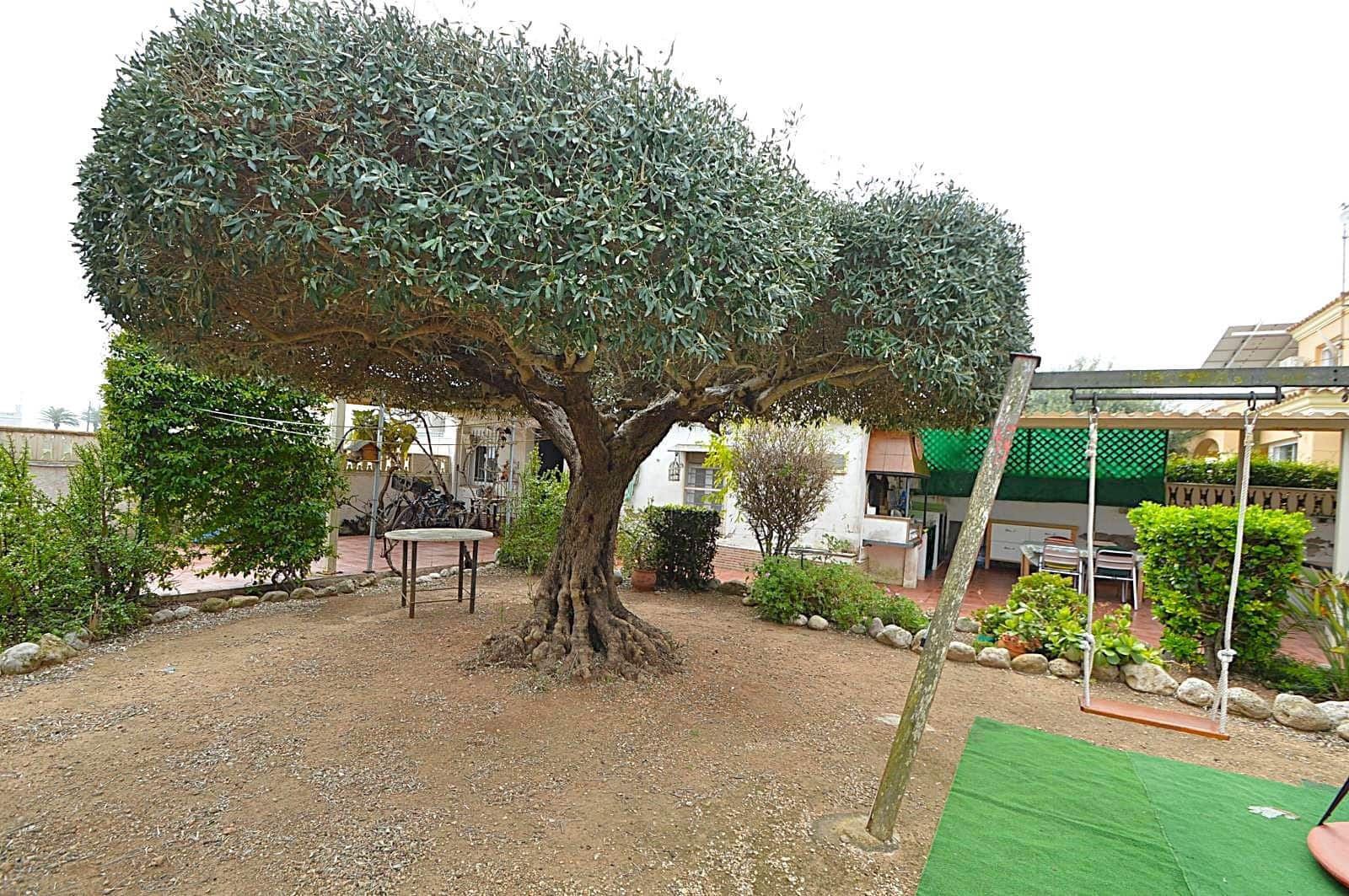 5 makuuhuone Huvila myytävänä paikassa Vinaros mukana 
autotalli - 275 000 € (Ref: 9757605)