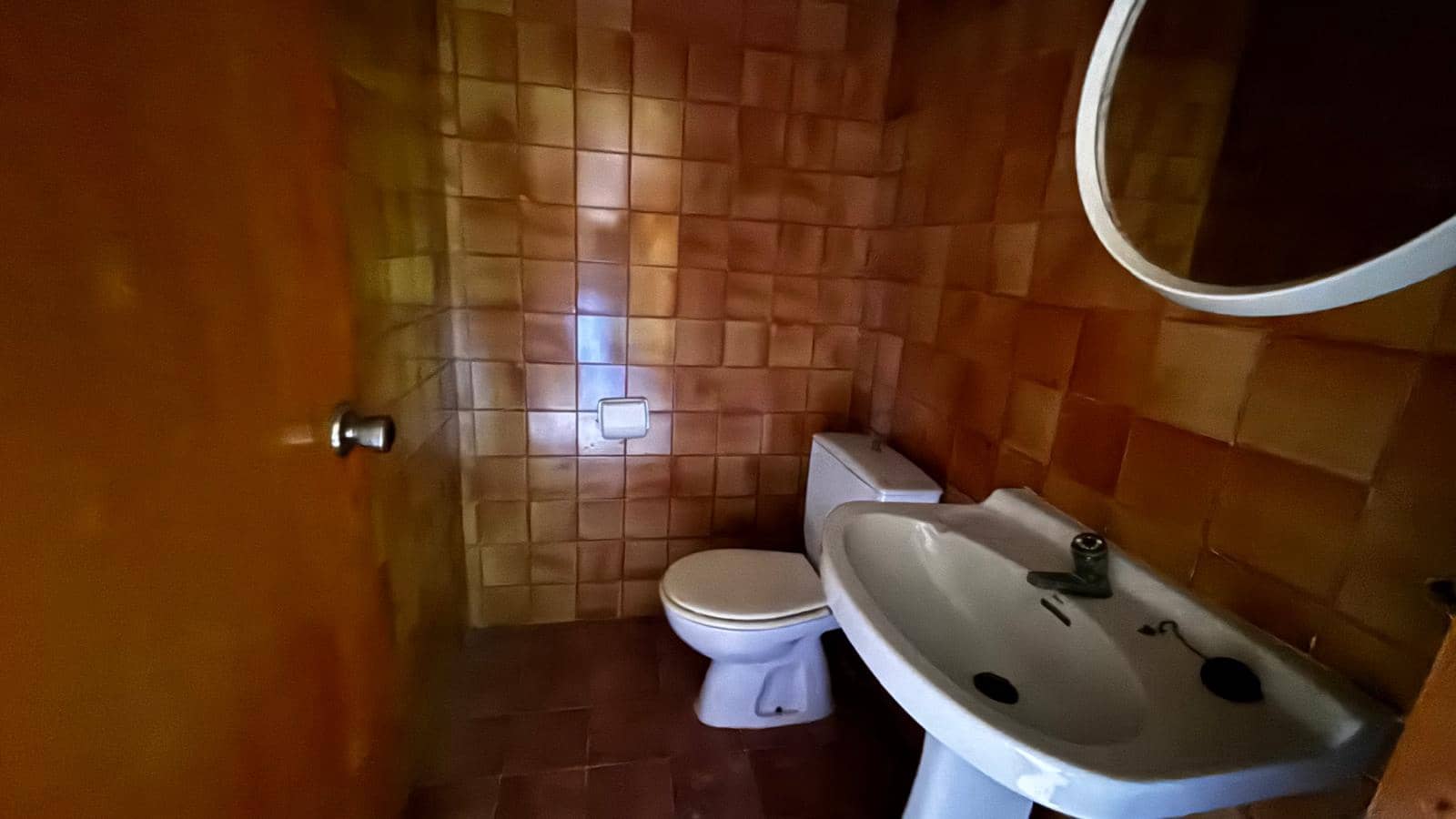 Commercial for rent in Vinaros with garage - € 700 (Ref: 9858424)