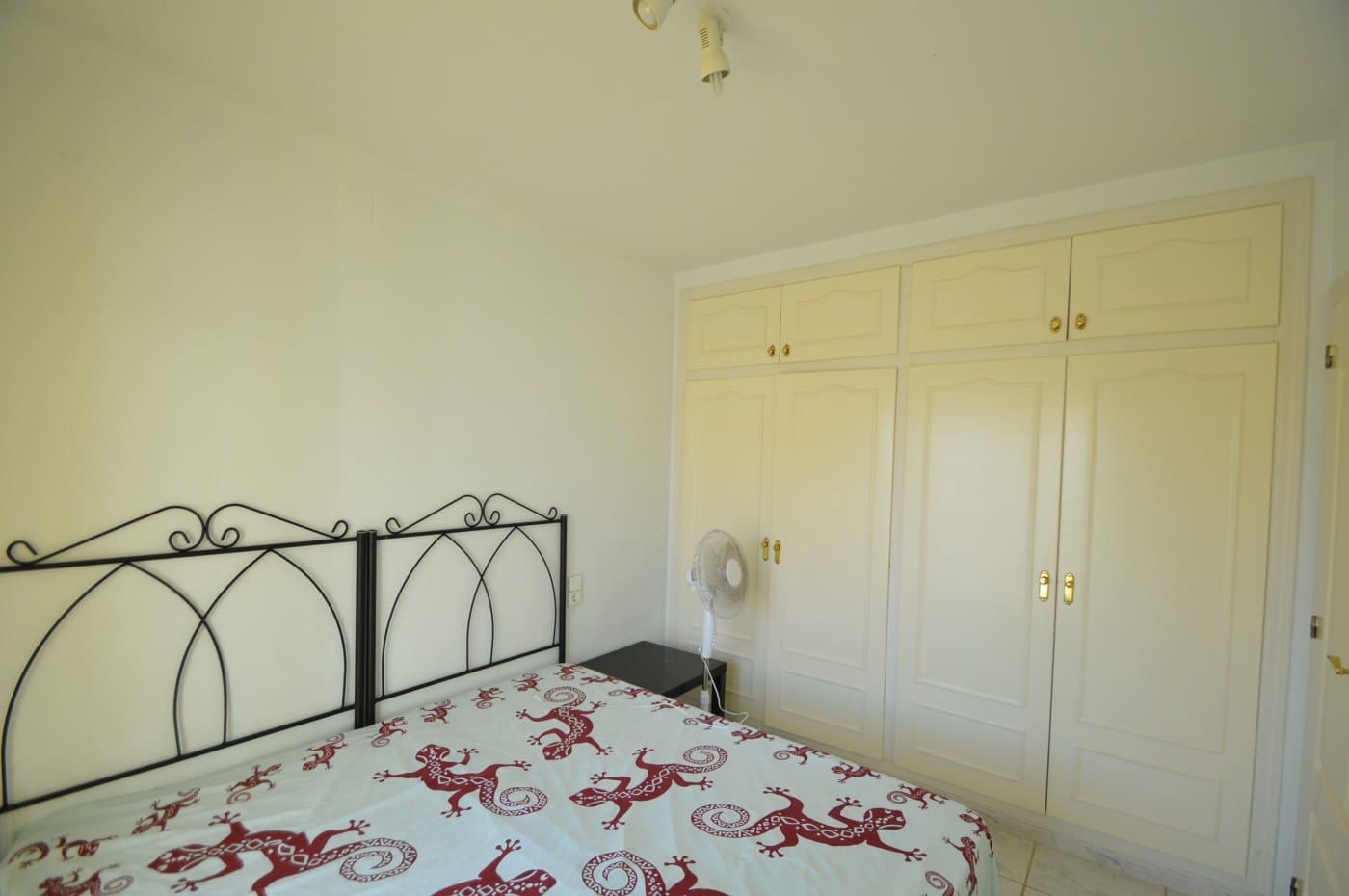 Chalet de 8 habitaciones en Vinaròs en venta con piscina garaje - 760.000 € (Ref: 9858918)