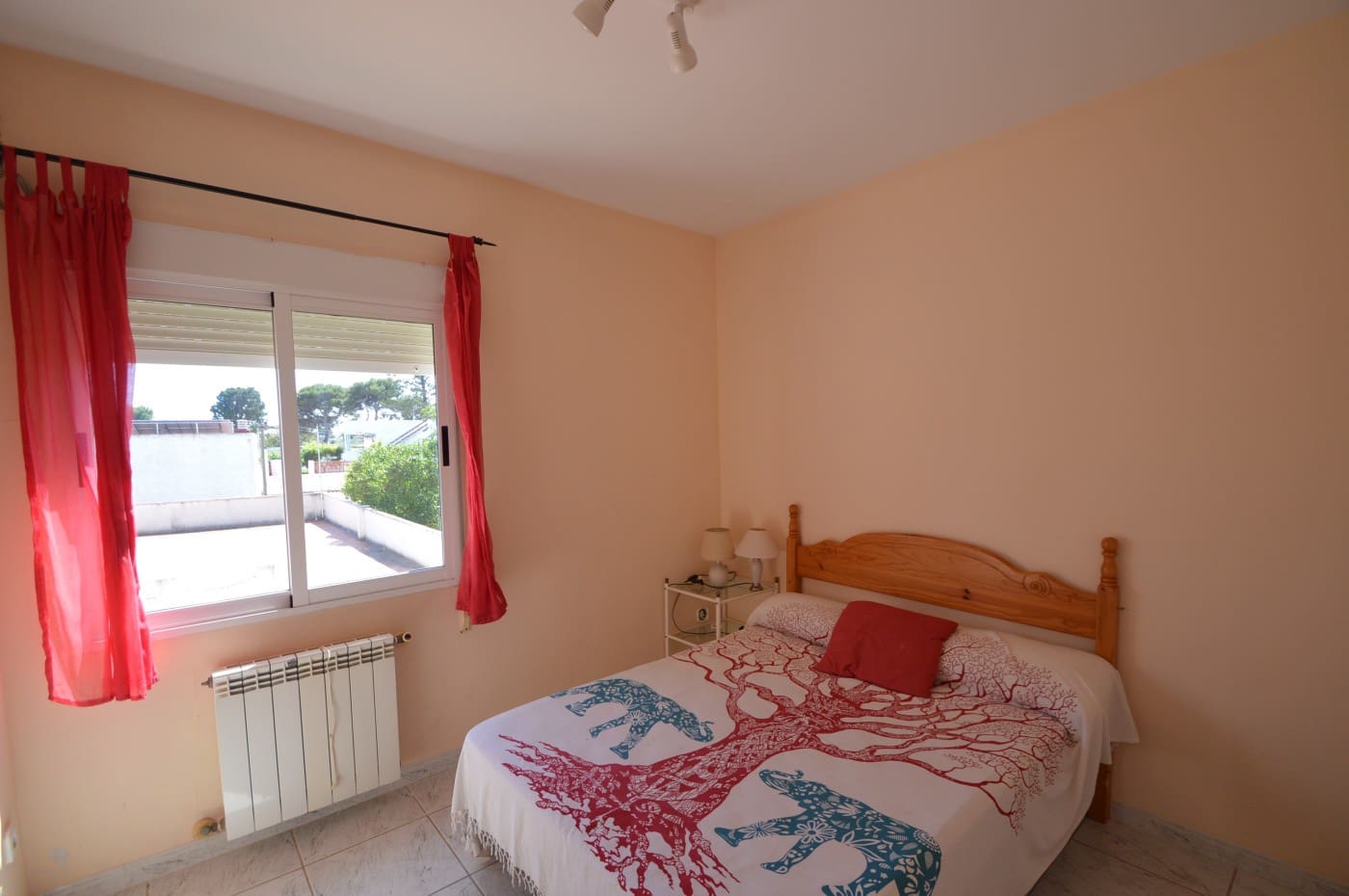 Chalet de 8 habitaciones en Vinaròs en venta con piscina garaje - 760.000 € (Ref: 9858918)