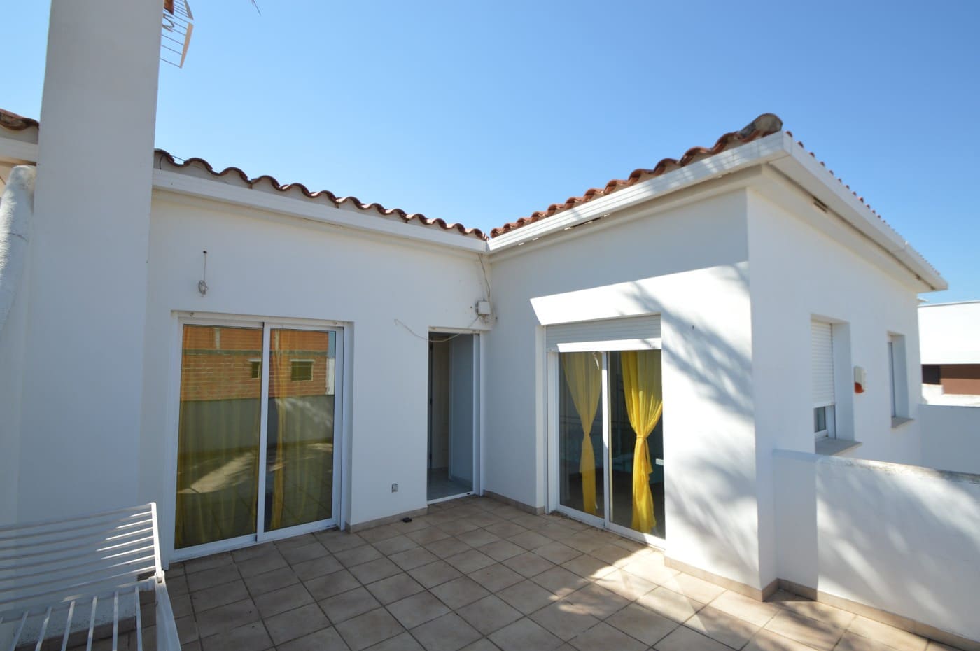Chalet de 8 habitaciones en Vinaròs en venta con piscina garaje - 760.000 € (Ref: 9858918)