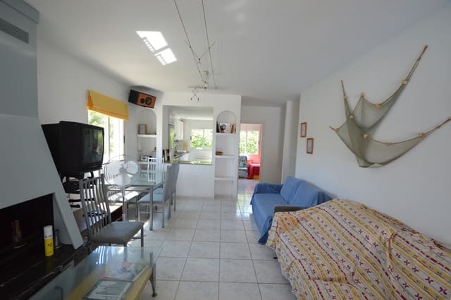 Chalet de 8 habitaciones en Vinaròs en venta con piscina garaje - 760.000 € (Ref: 9858918)