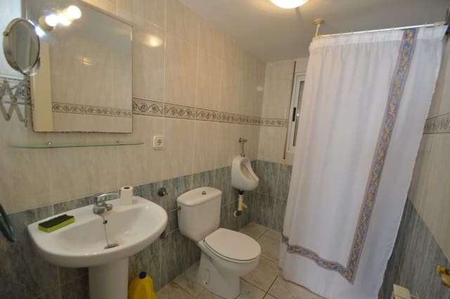 Chalet de 8 habitaciones en Vinaròs en venta con piscina garaje - 760.000 € (Ref: 9858918)