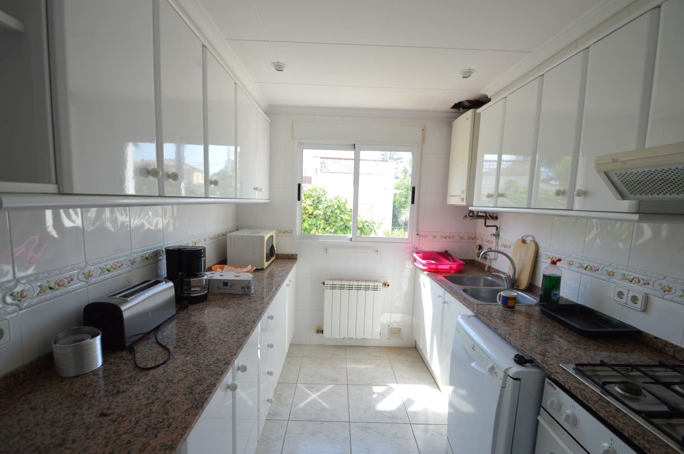 Chalet de 8 habitaciones en Vinaròs en venta con piscina garaje - 760.000 € (Ref: 9858918)