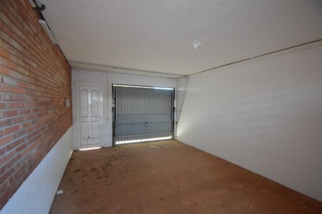 3 chambre Villa/Maison Mitoyenne à vendre à Vinaròs avec garage - 155 000 € (Ref: 9863712)