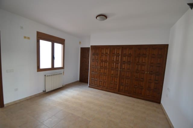 3 soverom Villa til salgs i Vinaròs med garasje - € 399 000 (Ref: 9863713)