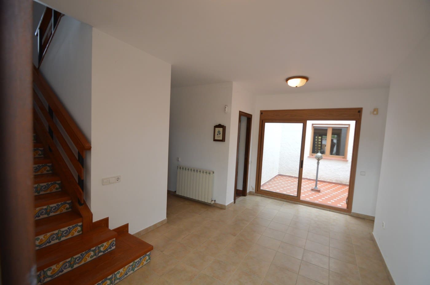 3 bedroom Villa for sale in Vinaros with garage - € 345,000 (Ref: 9863713)