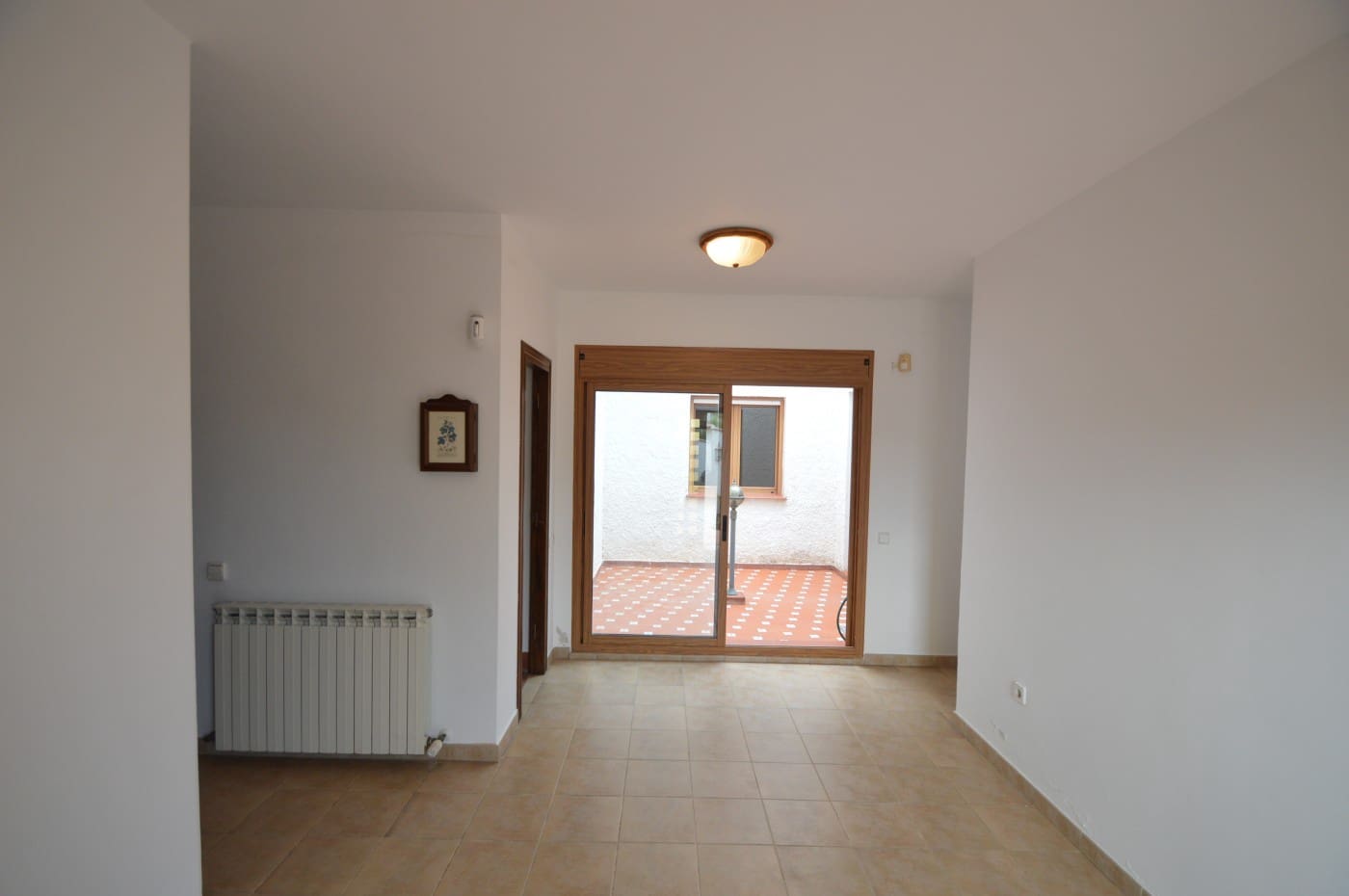 3 bedroom Villa for sale in Vinaros with garage - € 345,000 (Ref: 9863713)