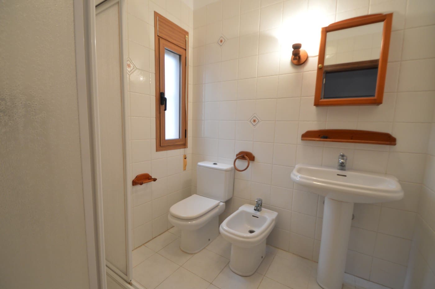 3 bedroom Villa for sale in Vinaros with garage - € 345,000 (Ref: 9863713)