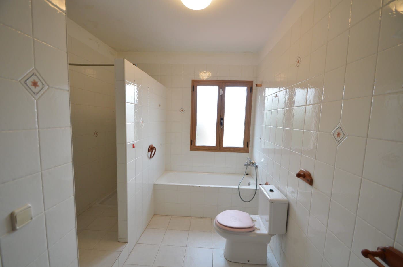 3 bedroom Villa for sale in Vinaros with garage - € 345,000 (Ref: 9863713)