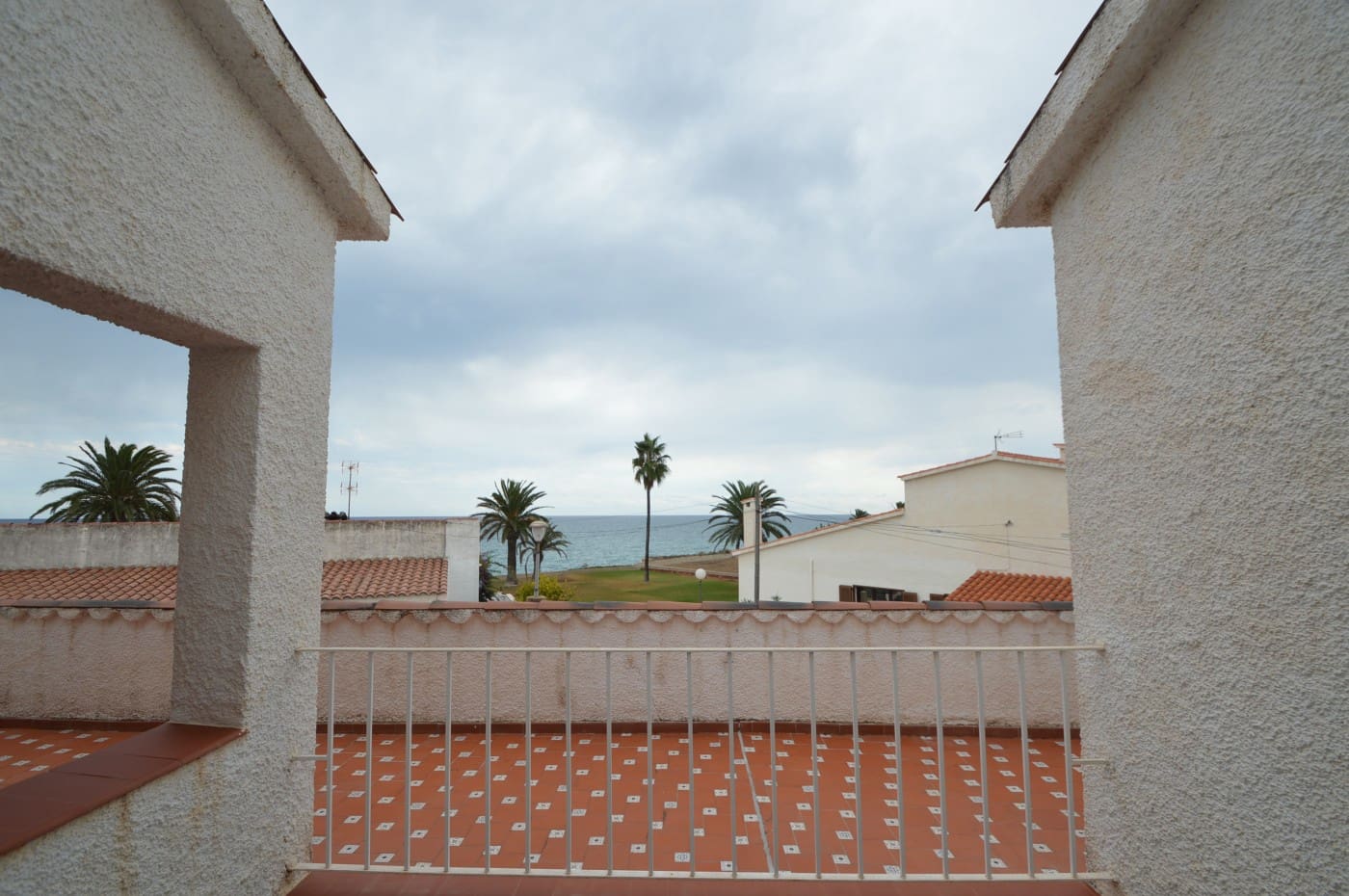 3 bedroom Villa for sale in Vinaros with garage - € 345,000 (Ref: 9863713)