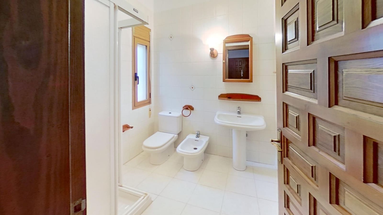 3 bedroom Villa for sale in Vinaros with garage - € 345,000 (Ref: 9863713)