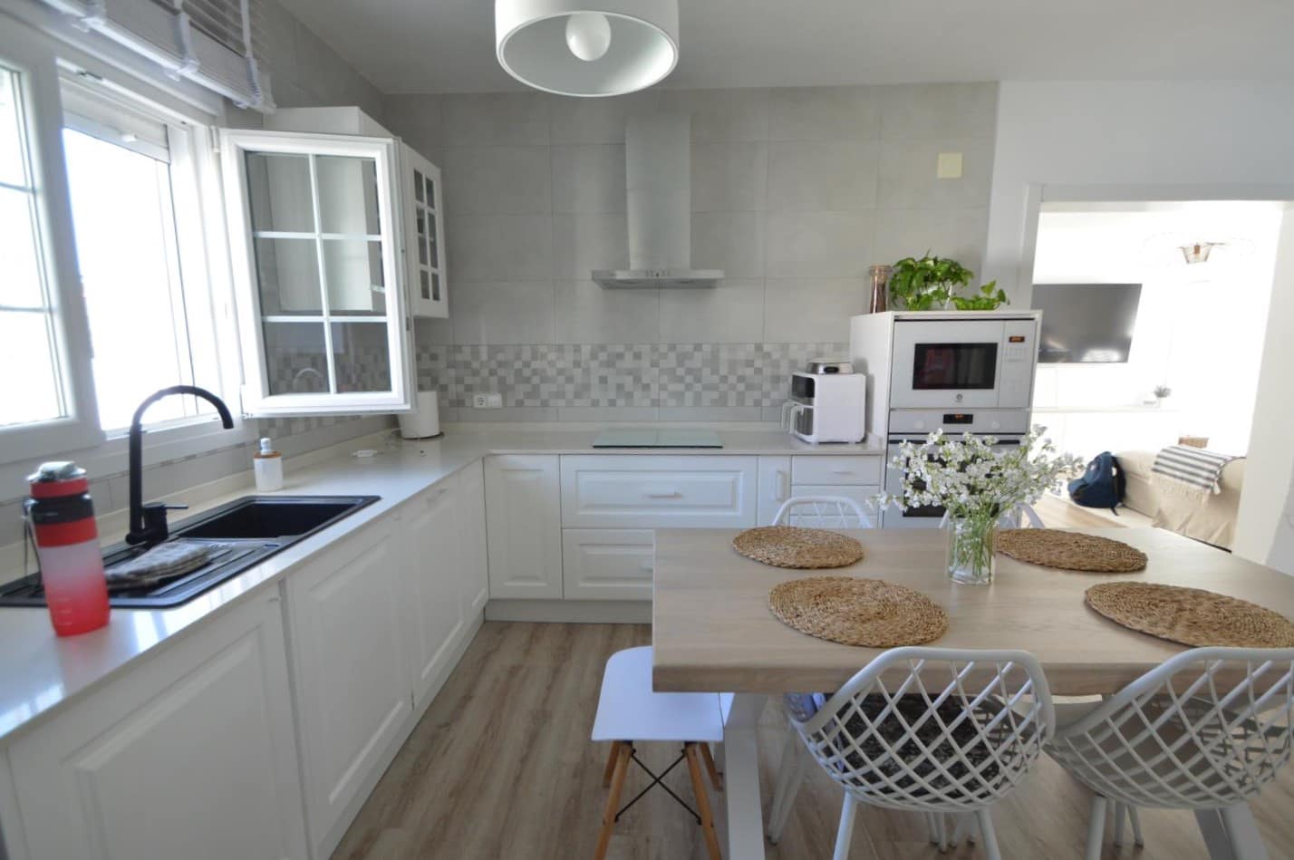 4 bedroom Villa for sale in Vinaros with pool garage - € 730,000 (Ref: 9873811)