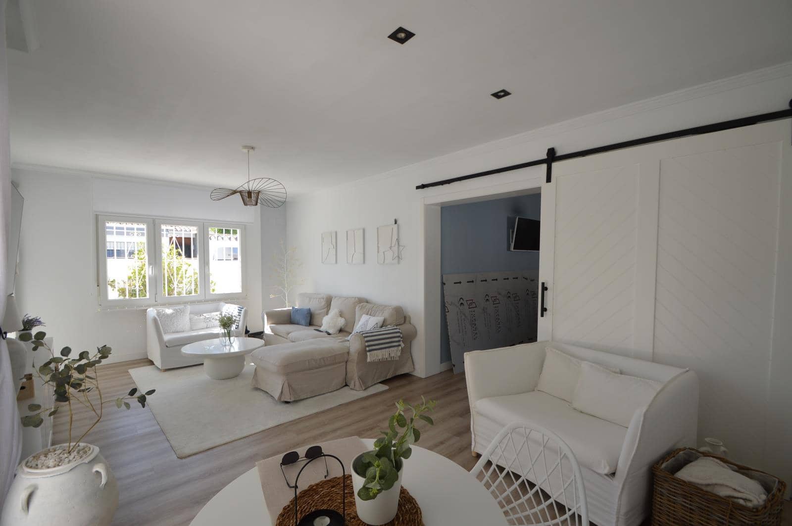4 bedroom Villa for sale in Vinaros with pool garage - € 730,000 (Ref: 9873811)
