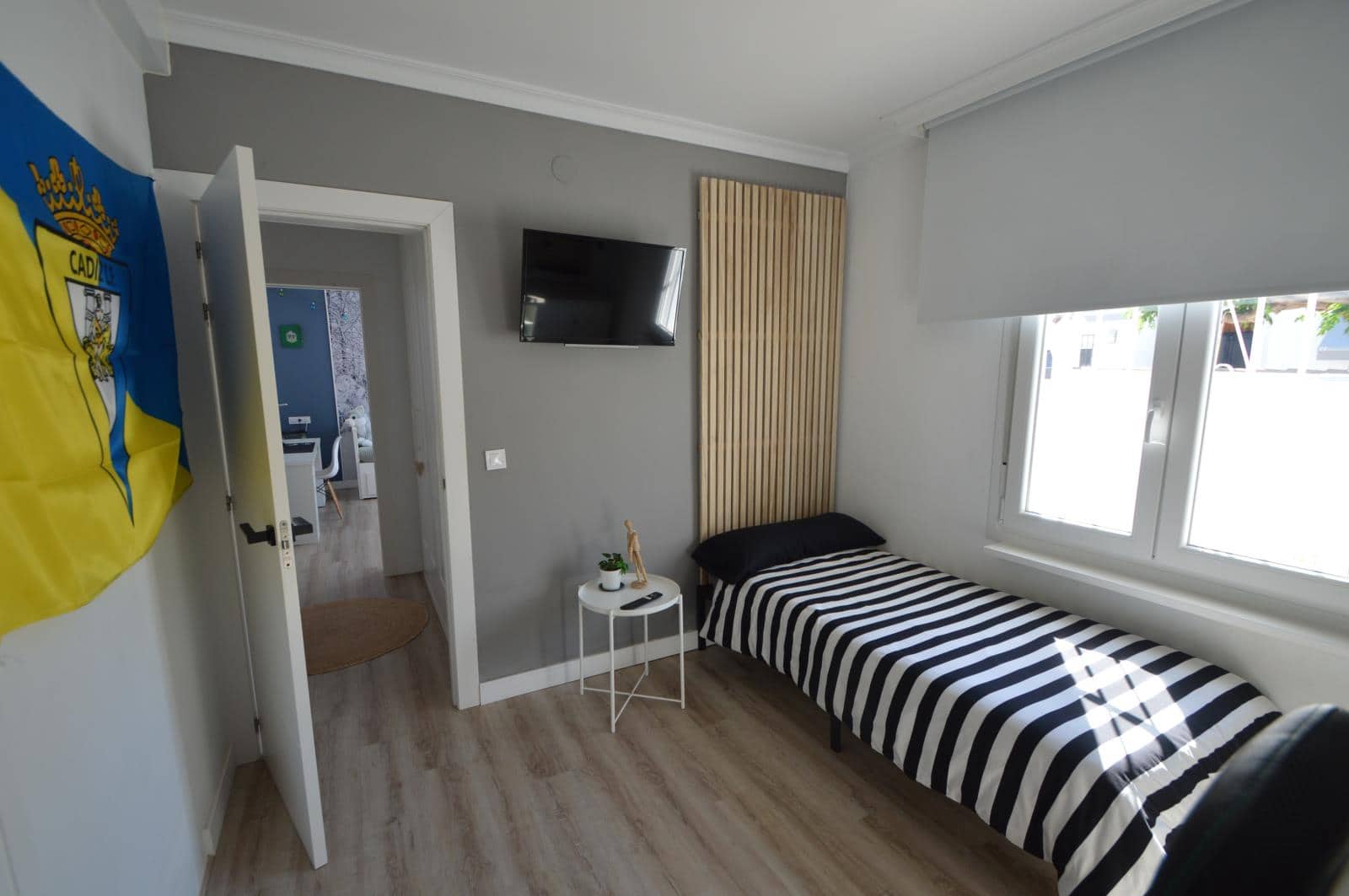 4 bedroom Villa for sale in Vinaros with pool garage - € 730,000 (Ref: 9873811)