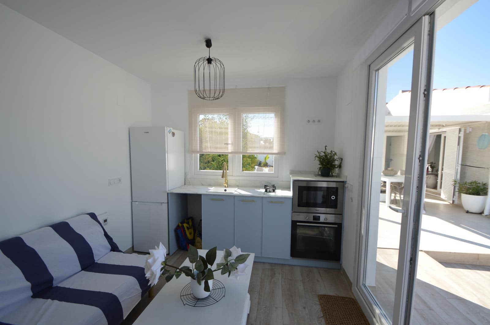 4 bedroom Villa for sale in Vinaros with pool garage - € 730,000 (Ref: 9873811)