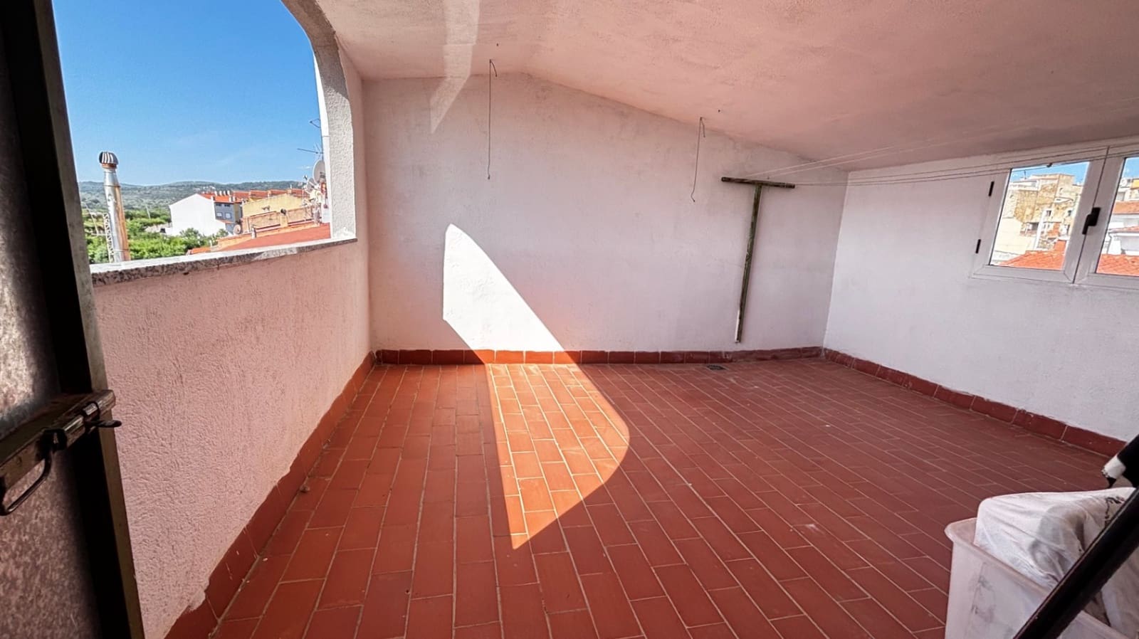 4 soveværelse Rækkehus til salg i Traiguera med swimmingpool garage - € 145.000 (Ref: 9883577)