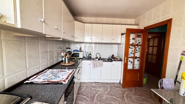 4 soveværelse Rækkehus til salg i Traiguera med swimmingpool garage - € 145.000 (Ref: 9883577)