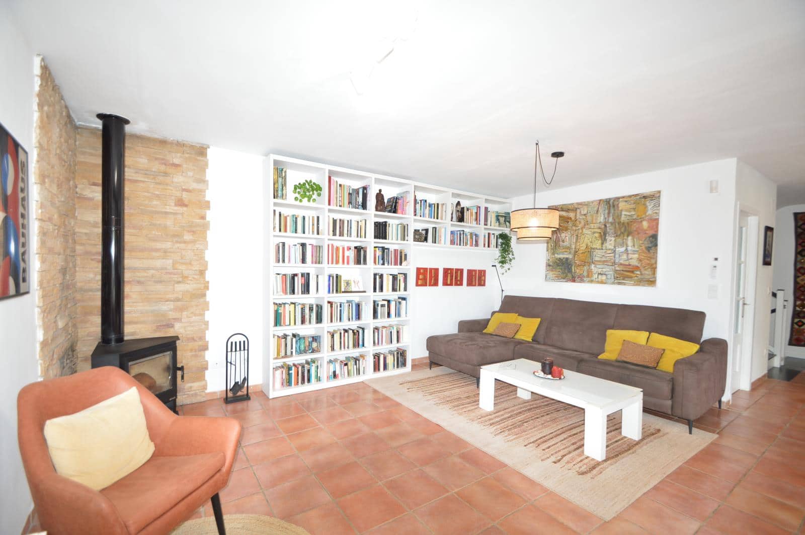 3 bedroom Villa for sale in Vinaros with pool garage - € 490,000 (Ref: 9891044)