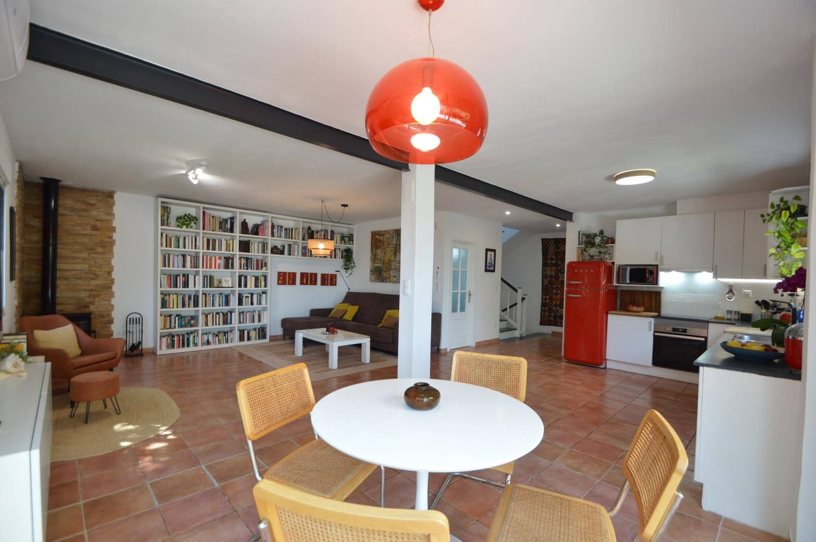 3 bedroom Villa for sale in Vinaros with pool garage - € 490,000 (Ref: 9891044)