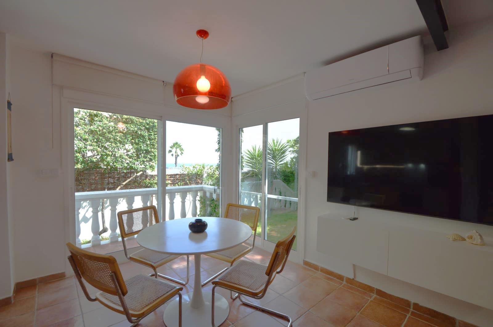3 bedroom Villa for sale in Vinaros with pool garage - € 490,000 (Ref: 9891044)
