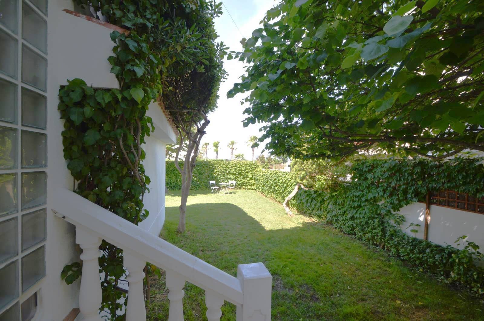 3 bedroom Villa for sale in Vinaros with pool garage - € 490,000 (Ref: 9891044)