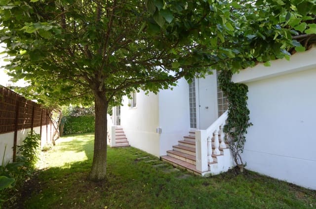 3 bedroom Villa for sale in Vinaròs with pool garage - € 490,000 (Ref: 9891044)