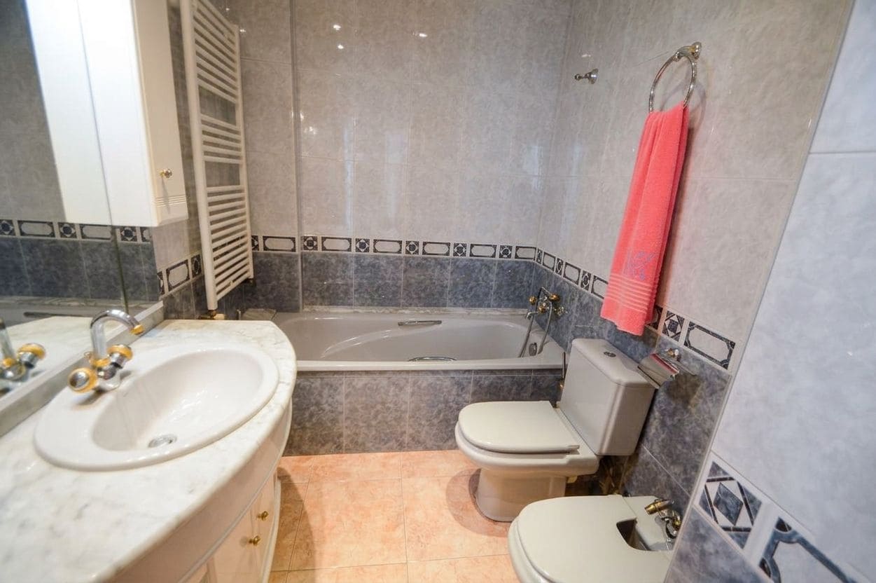 4 sypialnia Dom szeregowy na sprzedaż w Vinaros z garażem - 279 000 € (Ref: 9906858)