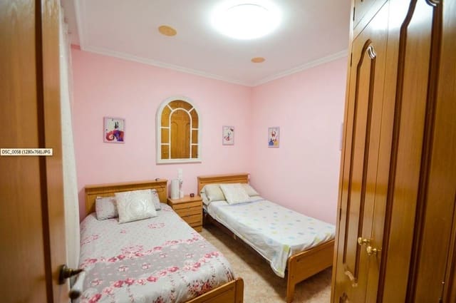 4 sypialnia Dom szeregowy na sprzedaż w Vinaròs z garażem - 279 000 € (Ref: 9906858)
