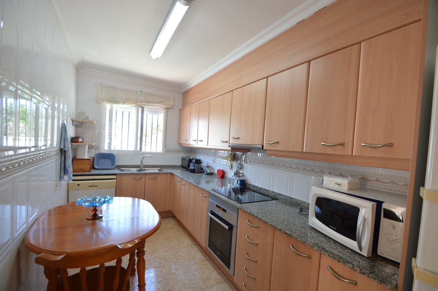 3 camera da letto Villa in vendita in Vinaros con piscina garage - 350.000 € (Rif: 9911839)