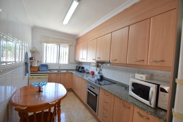 3 camera da letto Villa in vendita in Vinaròs con piscina garage - 350.000 € (Rif: 9911839)