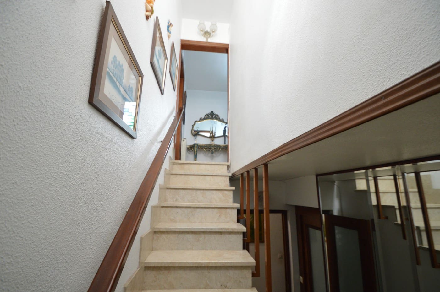 5 quarto Moradia em Banda para venda em Vinaros com garagem - 259 000 € (Ref: 9916344)
