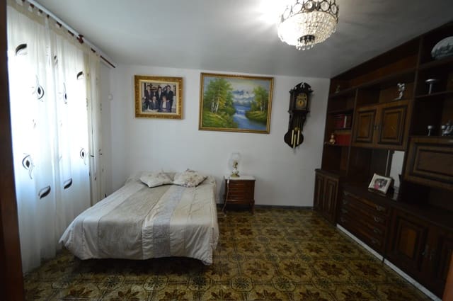 5 quarto Moradia em Banda para venda em Vinaròs com garagem - 259 000 € (Ref: 9916344)