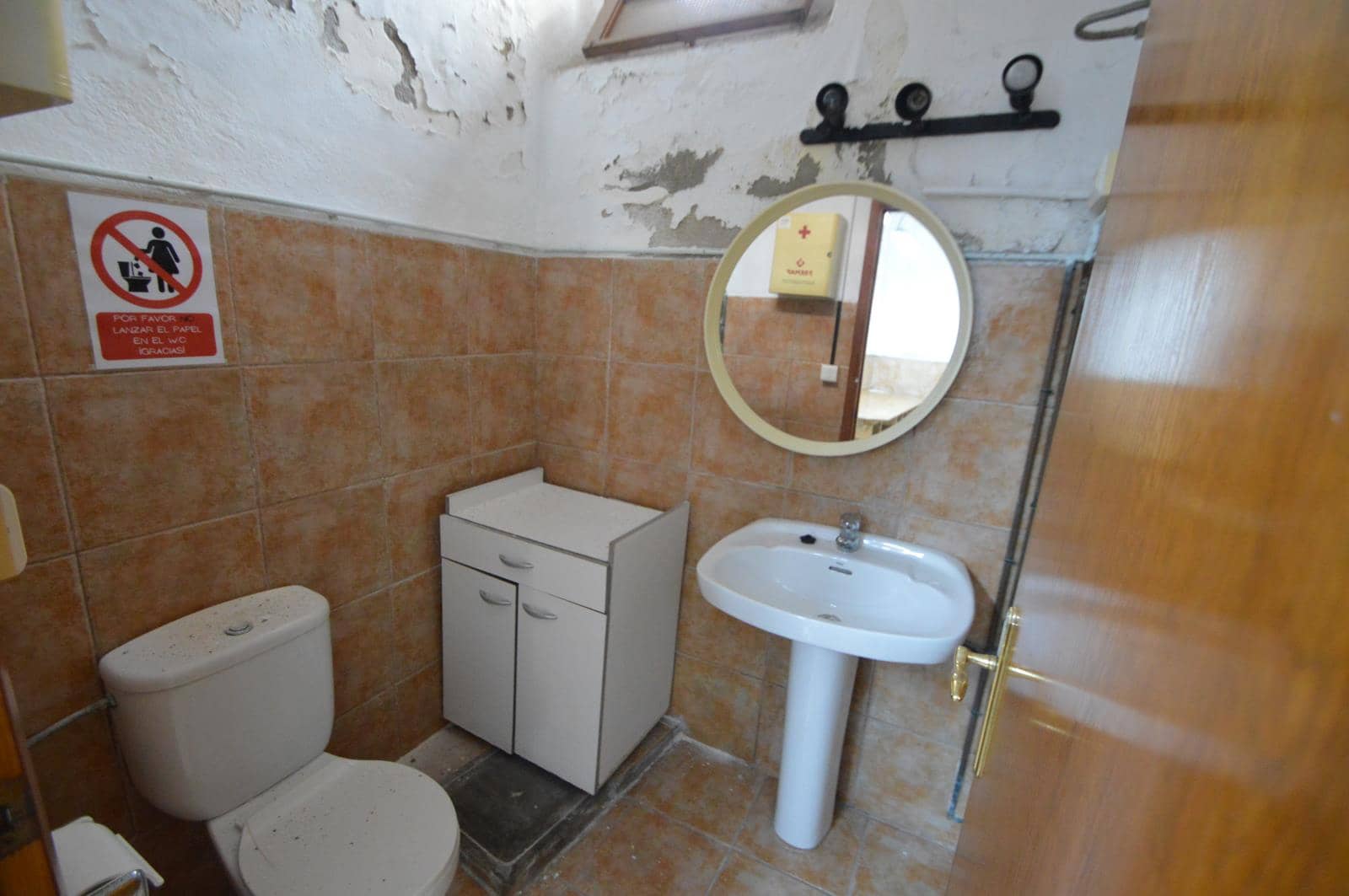 Comercial para arrendar em Vinaros - 600 € (Ref: 9921474)