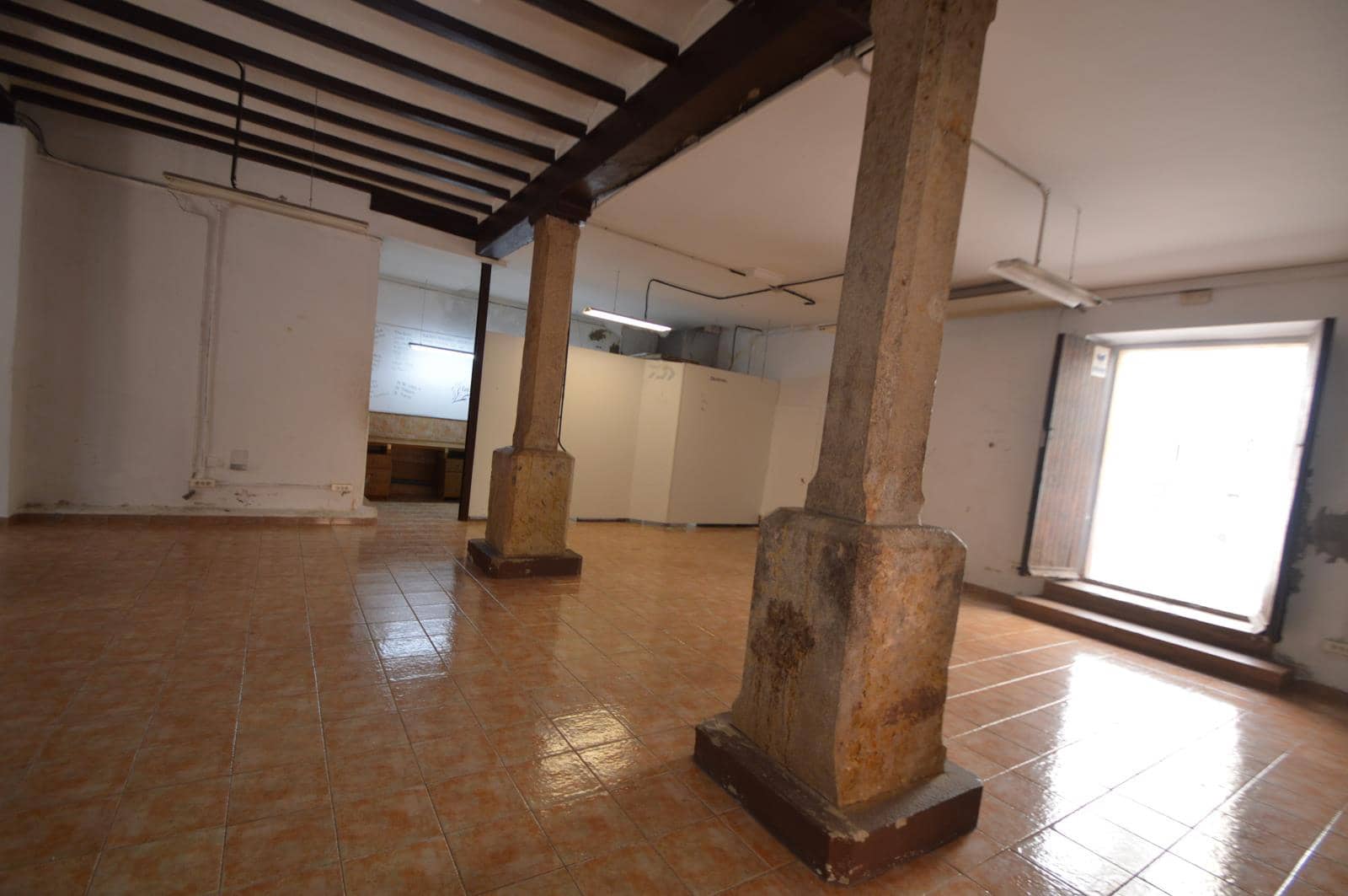 Comercial para arrendar em Vinaros - 600 € (Ref: 9921474)