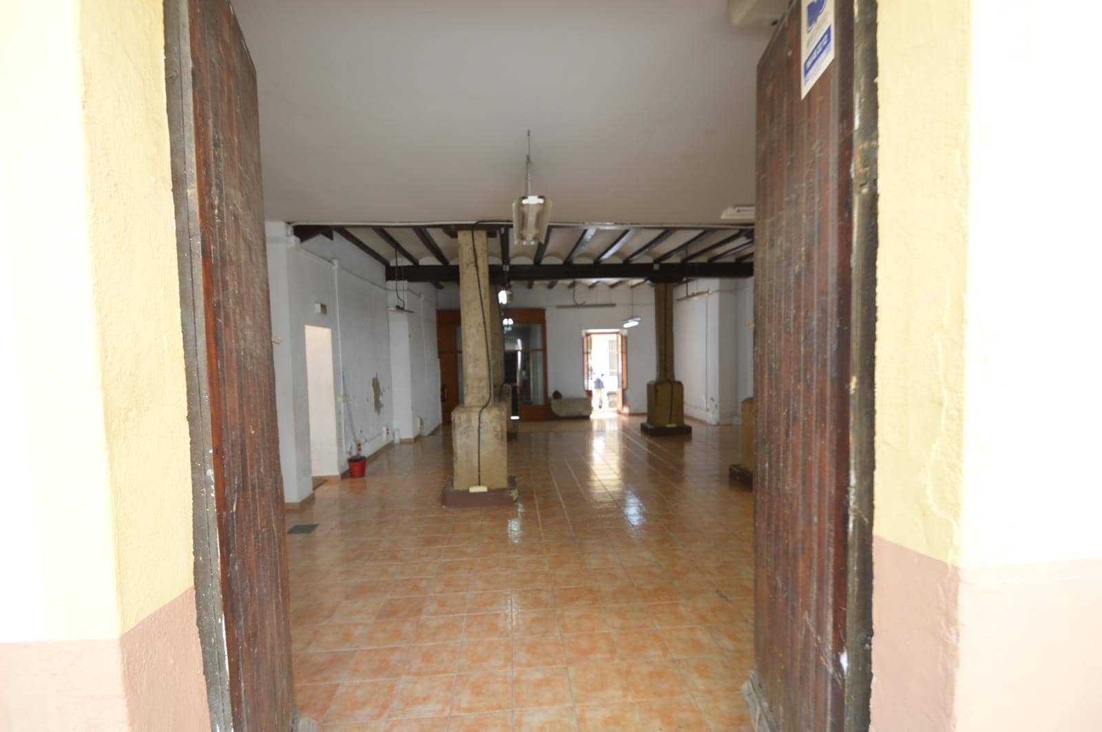 Comercial para arrendar em Vinaros - 600 € (Ref: 9921474)