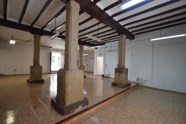 Comercial para arrendar em Vinaròs - 600 € (Ref: 9921474)