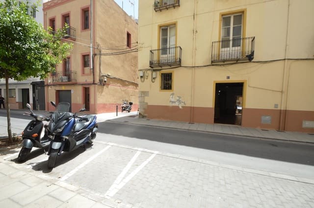 Comercial para arrendar em Vinaròs - 600 € (Ref: 9921474)