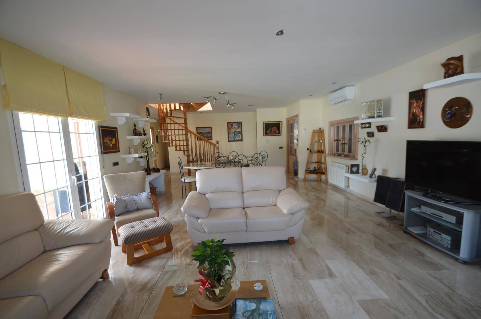 5 sypialnia Willa na sprzedaż w Vinaros z basenem garażem - 435 000 € (Ref: 9944435)
