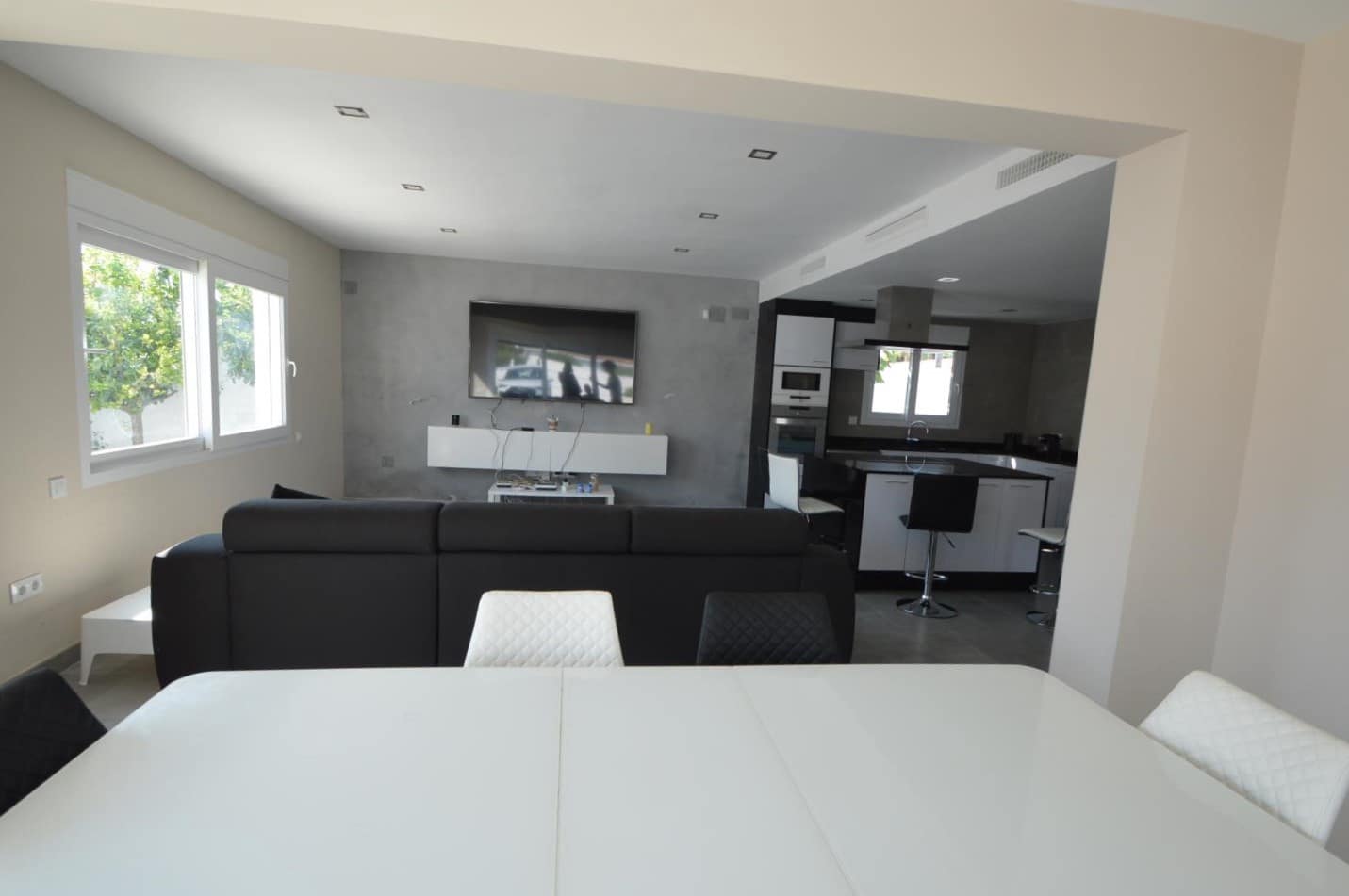 3 slaapkamer Villa te koop in Vinaros met zwembad - € 520.000 (Ref: 9948345)