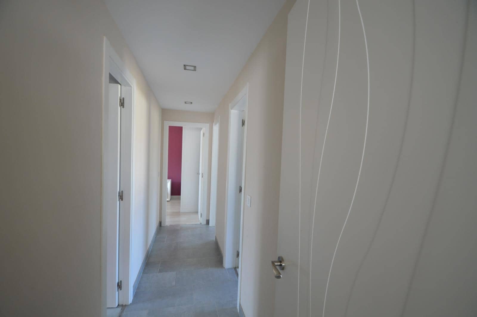 3 slaapkamer Villa te koop in Vinaros met zwembad - € 520.000 (Ref: 9948345)