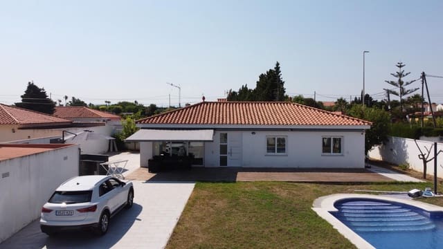 3 slaapkamer Villa te koop in Vinaròs met zwembad - € 520.000 (Ref: 9948345)