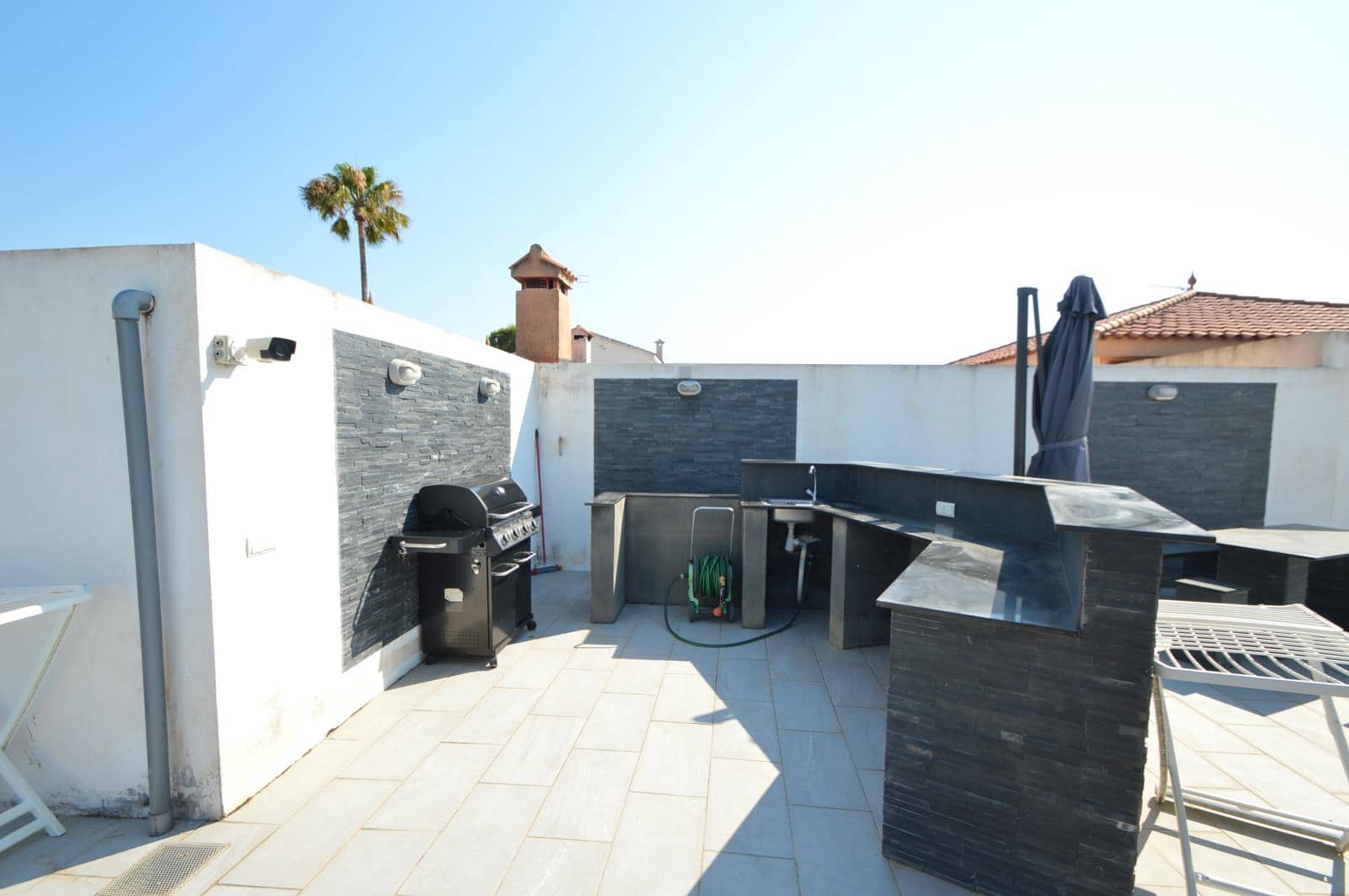 3 slaapkamer Villa te koop in Vinaros met zwembad - € 520.000 (Ref: 9948345)