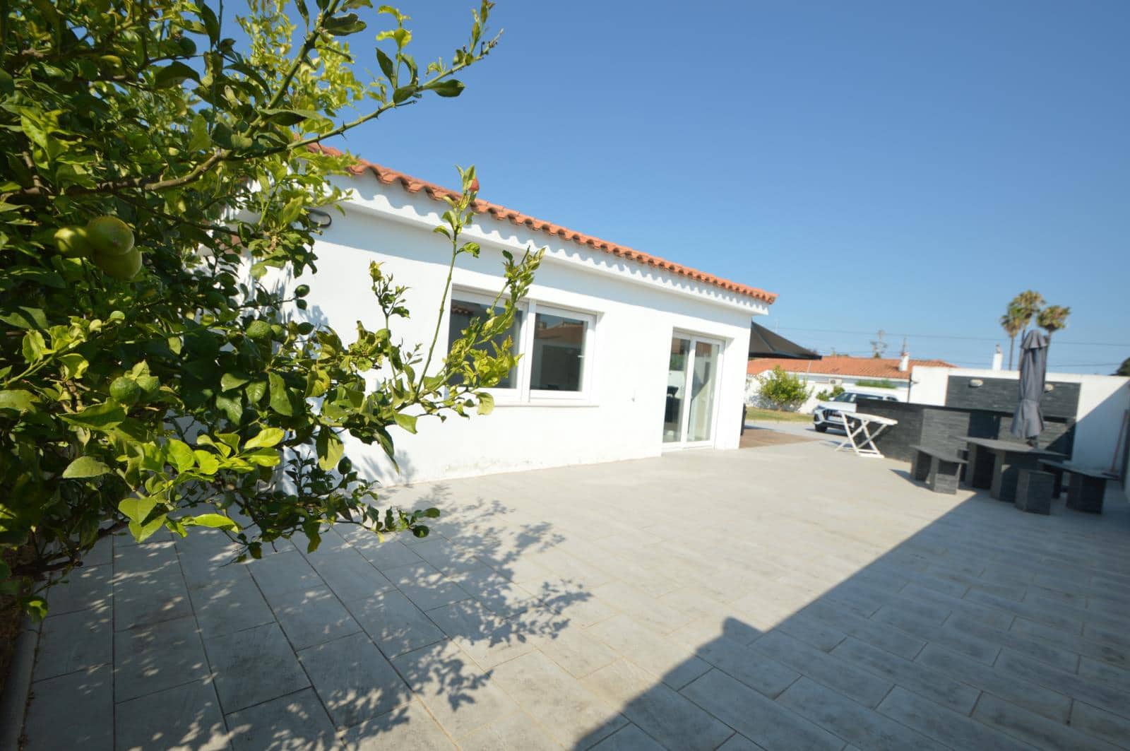 3 slaapkamer Villa te koop in Vinaros met zwembad - € 520.000 (Ref: 9948345)