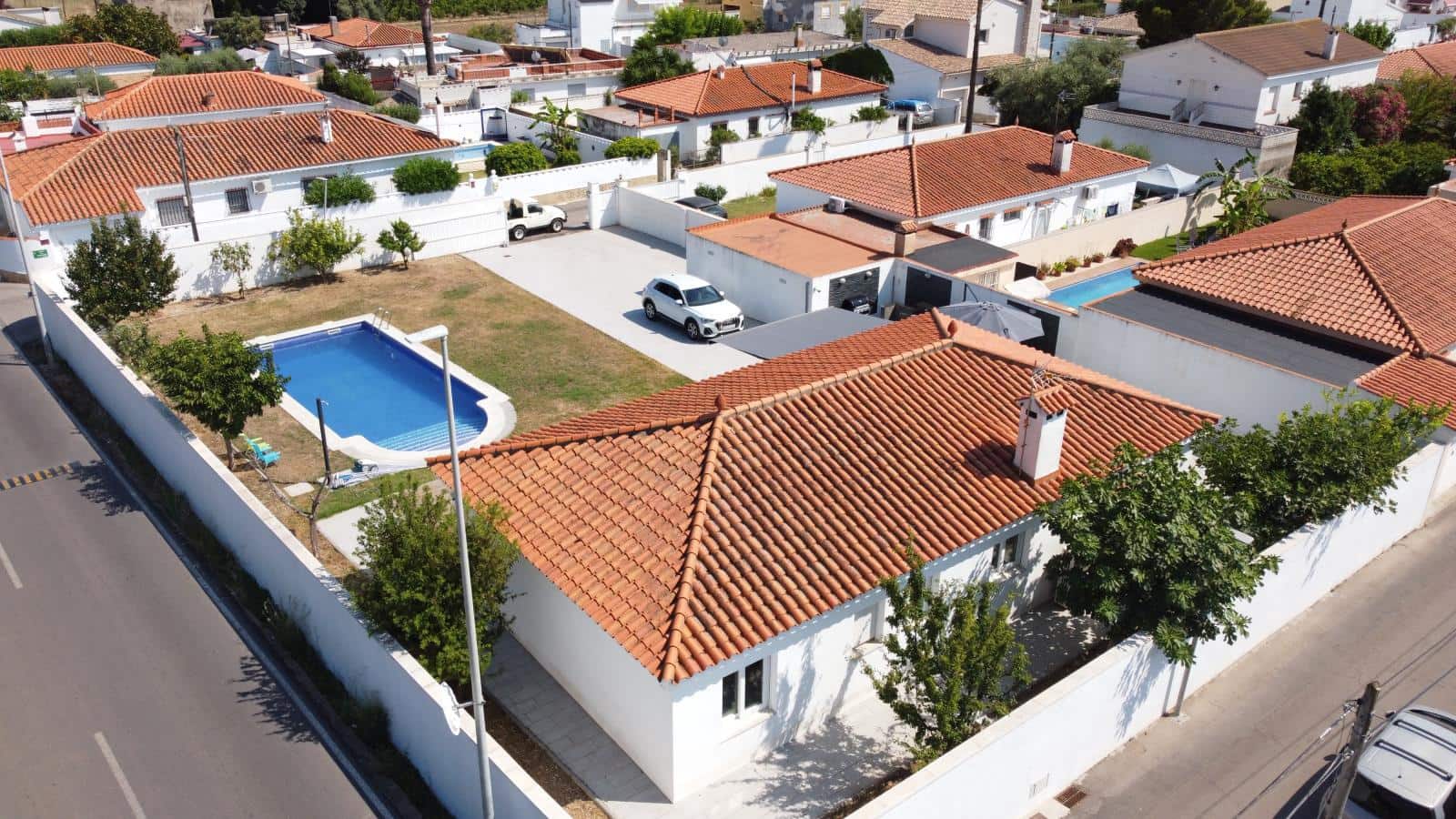 3 slaapkamer Villa te koop in Vinaros met zwembad - € 520.000 (Ref: 9948345)