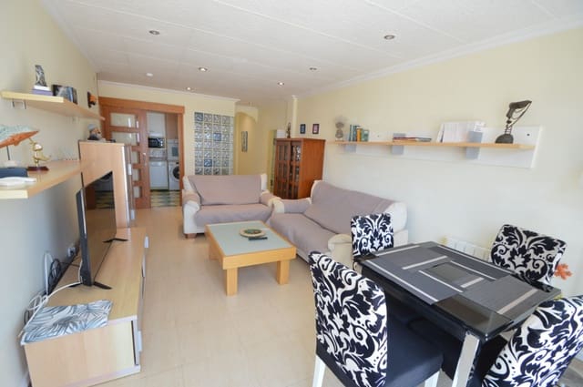 3 bedroom Flat for rent in Vinaròs - € 800 (Ref: 9948907)