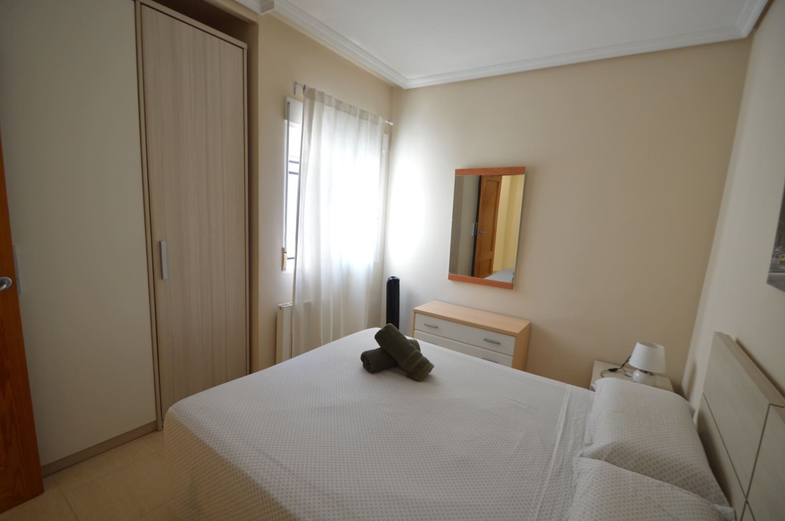 3 bedroom Flat for rent in Vinaros - € 800 (Ref: 9948907)