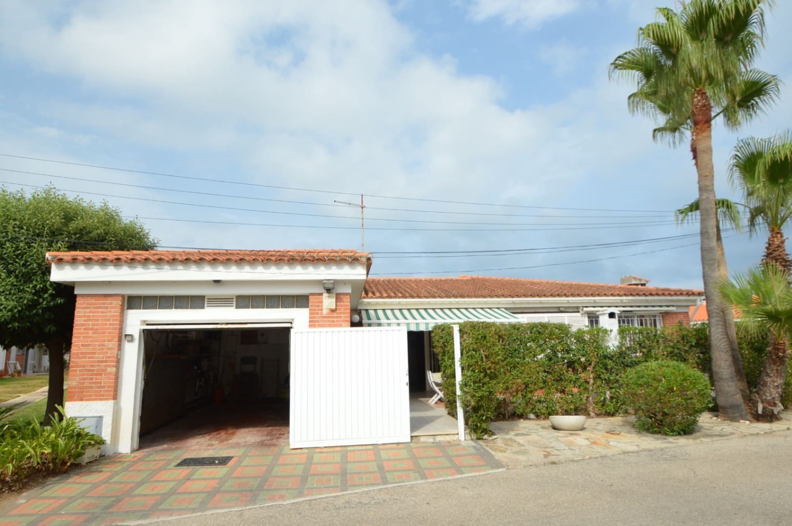 3 soveværelse Villa til salg i Vinaros med garage - € 325.000 (Ref: 9975818)