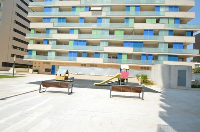 Piso de 2 habitaciones en Vinaròs en venta con piscina garaje - 225.000 € (Ref: 9989965)